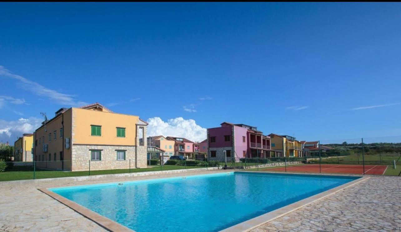 Apartment Aleks Tar-Vabriga Exteriér fotografie