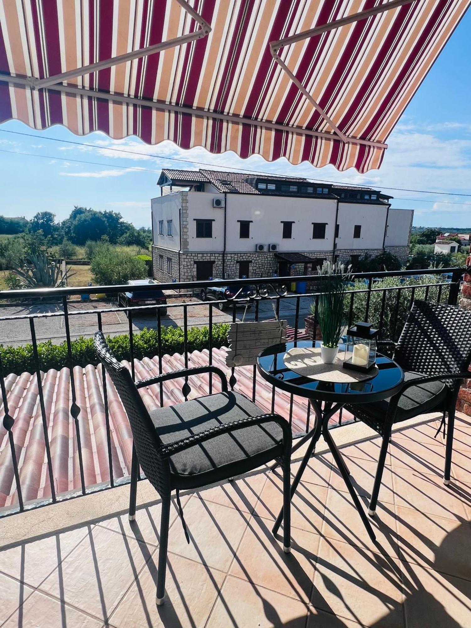 Apartment Aleks Tar-Vabriga Exteriér fotografie